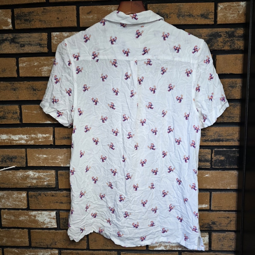 Chubbies Shirt Mens Small White Button Up Short Sleeve Lobster Print Beach Pool - Picture 3 of 7